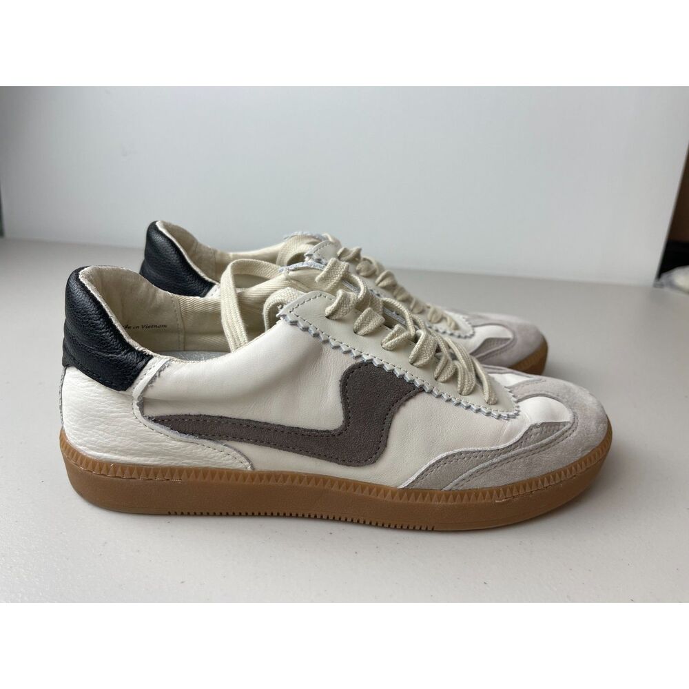 Vince Leather Low-Top Sneakers – Women’s Size 6.5